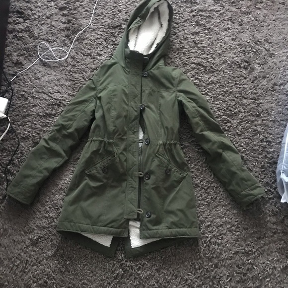 Hollister - Women’s Green Sherpa Lined Jacket - XS - Picture 5 of 7